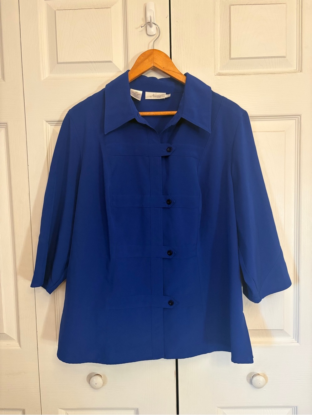 Classic Collared Button-Front Women's Top in Cobalt Blue